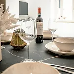 Mantovani Apartament-in The Heart Of Lejlighed