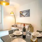 Lejlighed Mantovani Apartament-in The Heart Of *