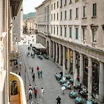 Lejlighed Mantovani Apartament-in The Heart Of *