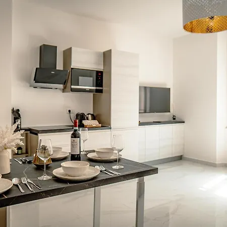 דירה Mantovani Apartament-in The Heart Of