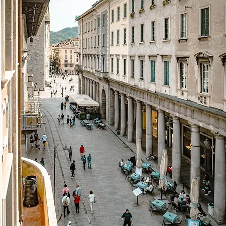 Daire Mantovani Apartament-in The Heart Of *