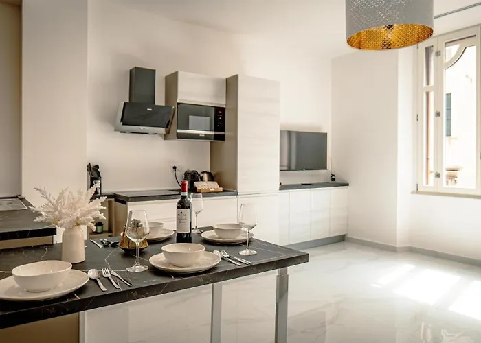 Daire Mantovani Apartament-in The Heart Of