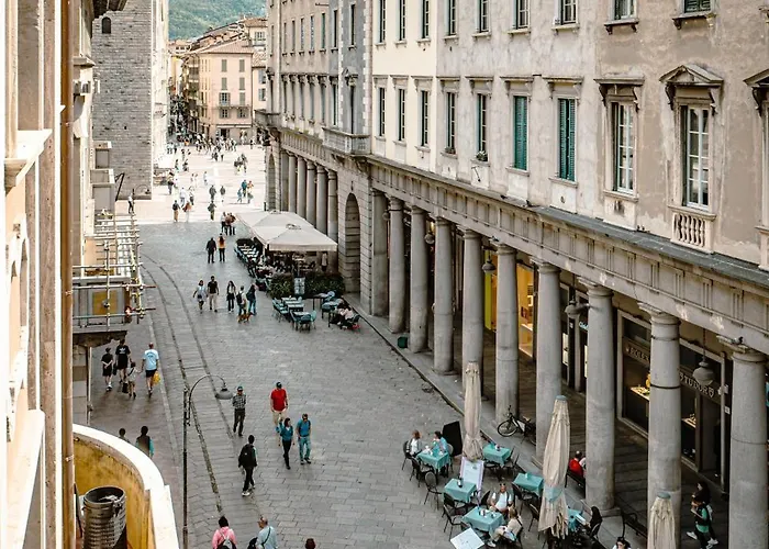 Daire Mantovani Apartament-in The Heart Of *