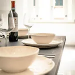 Mantovani Apartament-in The Heart Of Apartment *